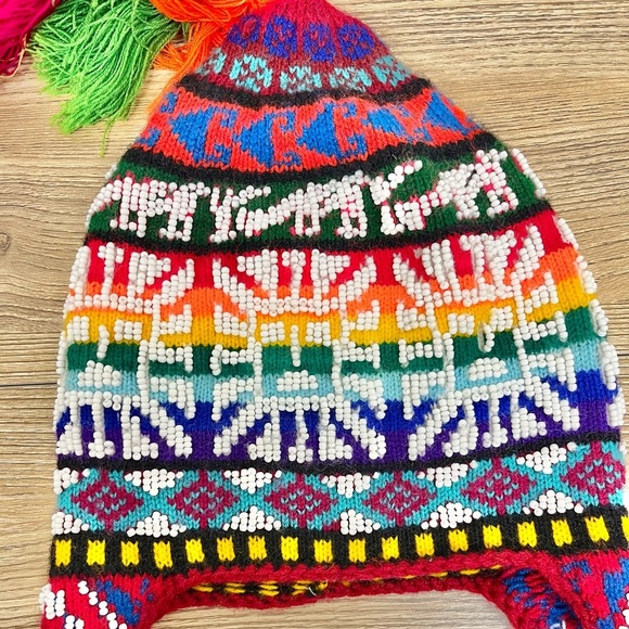 Peruvian Handmade Beaded Traditional Chullo Hat - Picture 2 of 7